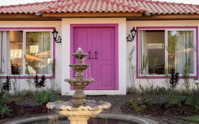 Pink House | Boutique House, Experience and Comfort