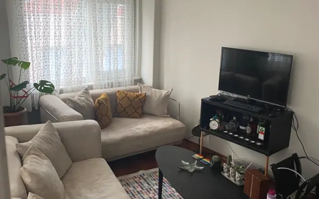 Beyoğlu Cihangirde eğlenceli ve rahat kiralık oda