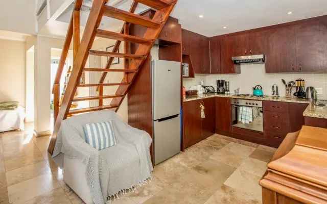 Beautiful Guest house in the heart of Cape Town!