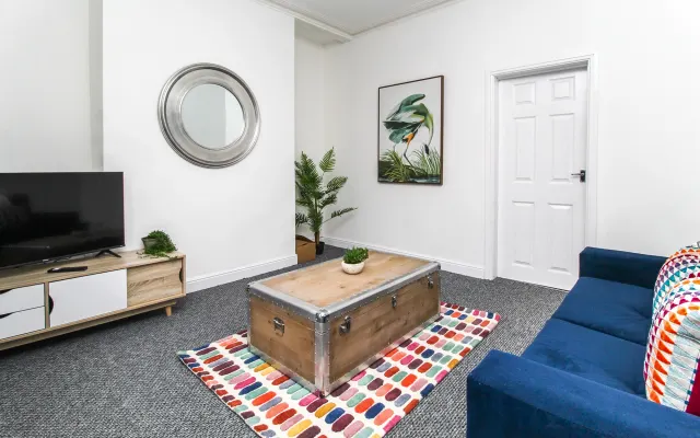 Moderne St Helens
House Sleeps 6