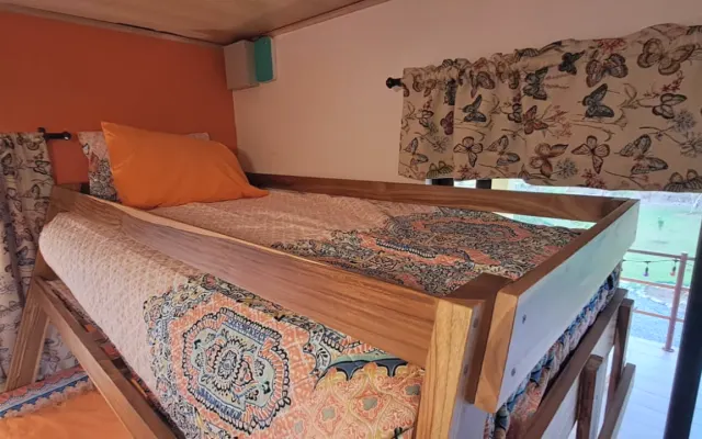   Casa Kāma Retiro Espiritual, Dormitorio VAM, Litera Superior Twin (R)