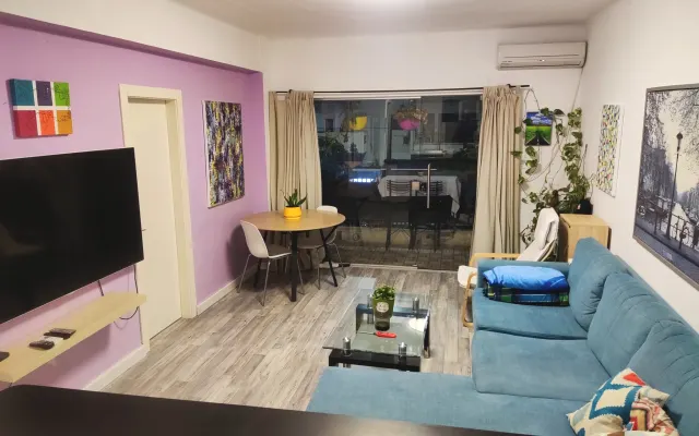 Fun&spacious apartment in heart of Tel Aviv perfect for couples