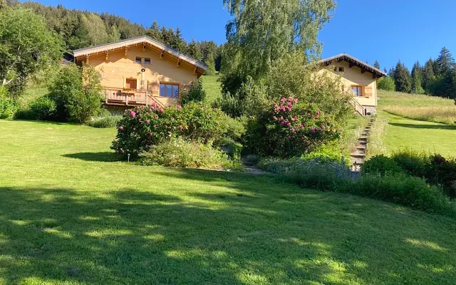 Mezzanine chalet ideal for couples