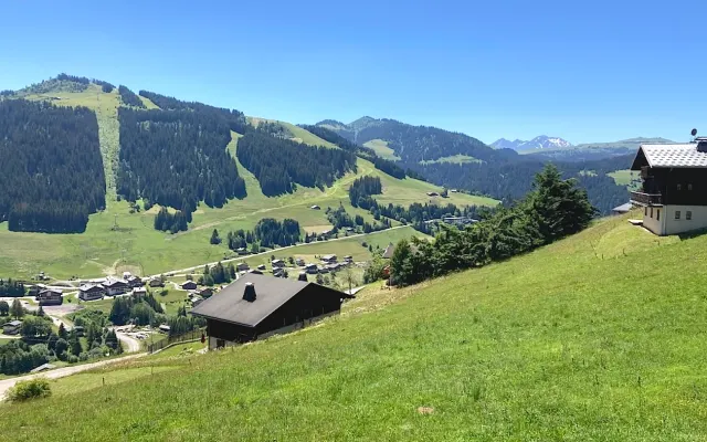1/2 chalet 99m2, Exceptional view of the slopes