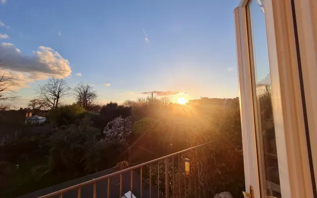 Beautiful bedroom with stunning view from balcony, cool neighbourhood