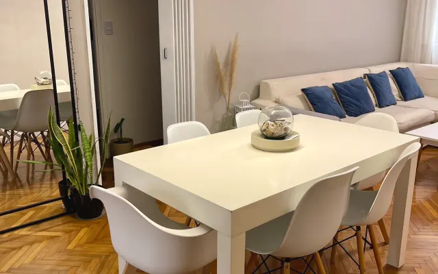Habitación entera en Alto Palermo con escritorio