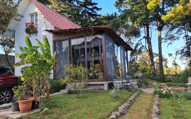 schönes Landhaus im Wald