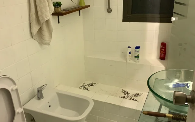 Nice apartment in a very familiar neighborhood, Caballito.
Connection...