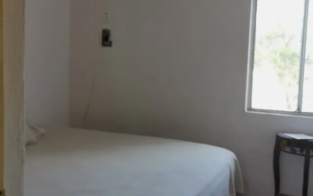 Apartamento simples, mas bem localizado, a cerca de 20 minutos da...