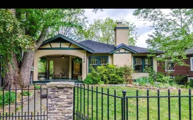 D&Ds West Asheville BNB - Dog friendly