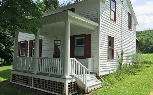 Cozy cottage 10 minutes from Cooperstown NY