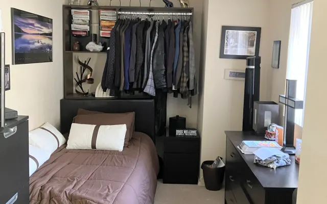 Beautiful small bedroom in the middle of West Hollywood!