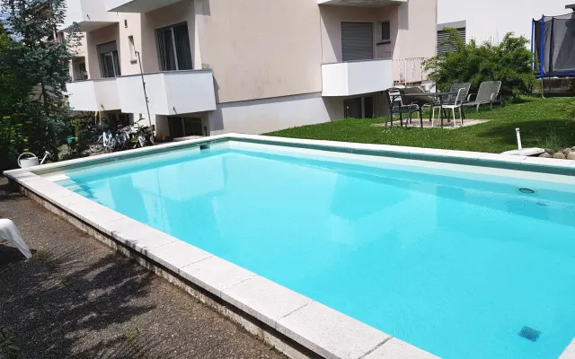 Pequeño apartamento en una zona tranquila de Gordola