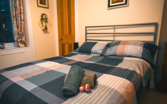 Chambre double lumineuse dans le centre ville