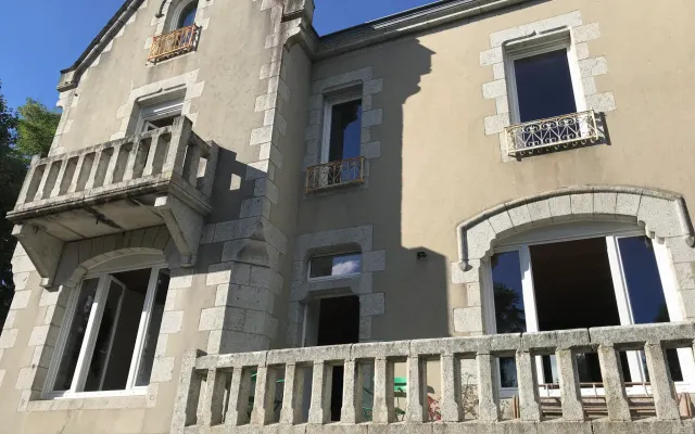 Camera da letto di charme in un palazzo