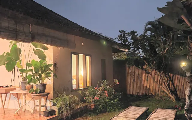 MONORoom Tropenhaus mit Pool