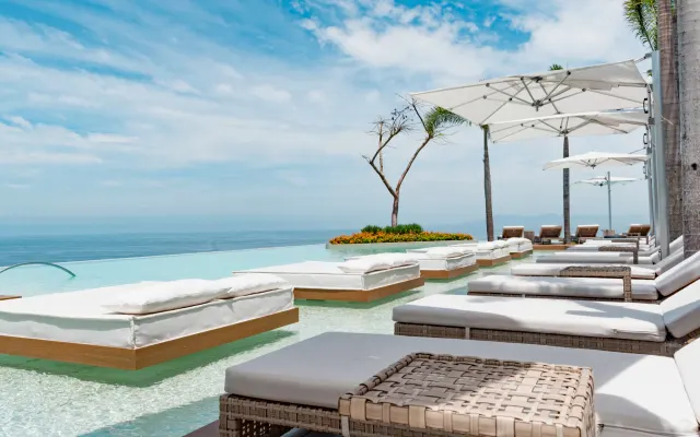 2 Brm, Zona Romantica, größter Pool auf dem Dach in PV, übergroße...