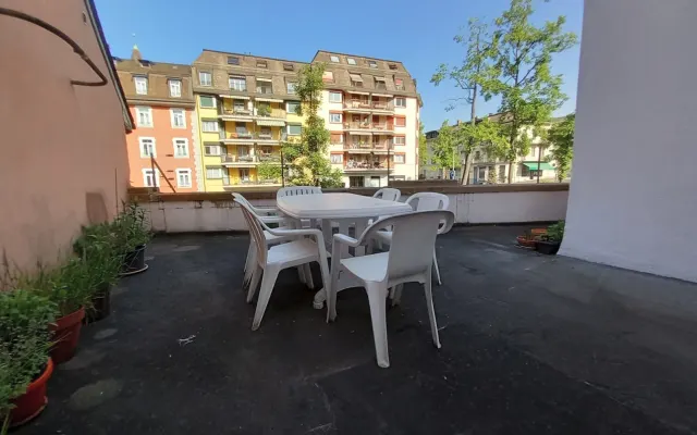 Nice little 3-room apartment with terrace
