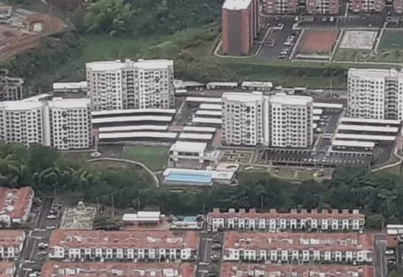 En el lugar más exclusivo de la ciudad.