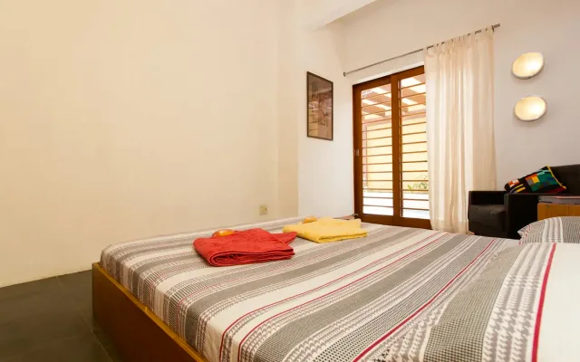 Quarto com ar-condicionado em Santa Teresa