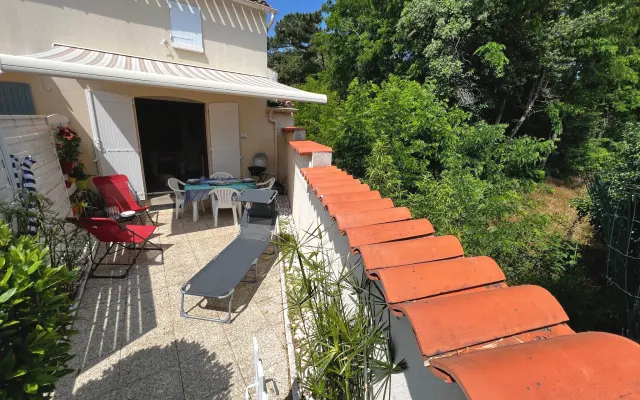 Maisonnette confortable,deux chambres ,proche plages gay et commerces