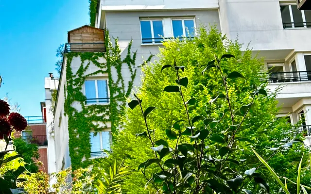 Sensación de oasis, apartamento diseñado en el corazón de parís.
