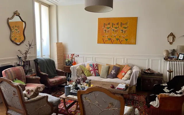 Spacious with KingSize Bed Apt in the 16eme Paris