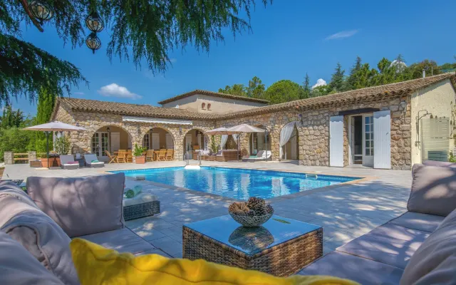 La Connexion: A 100% gay men and gay owned- boutique resort -1