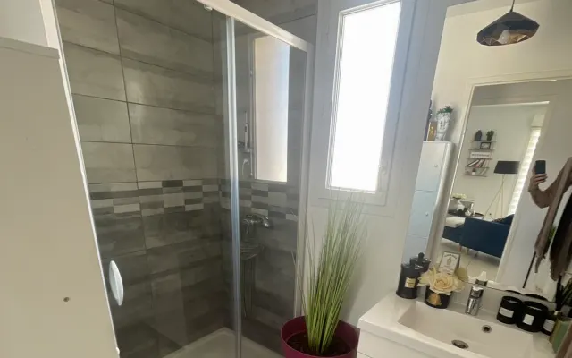 Bel appartement près de la plage naturiste
