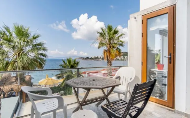 Camere fronte mare Bitez
