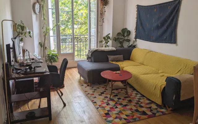 Geräumige Wohnung mit eigenem Zimmer neben dem Park Buttes-Chaumont