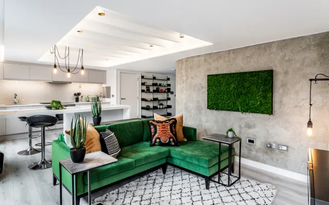 Fabulous 2-bed 2-bath Penthouse in London Bridge / Borough Market