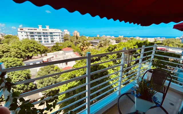 Sun & Sea - Lovely 3 bedroom condo with balcony, next to Colonial Zone