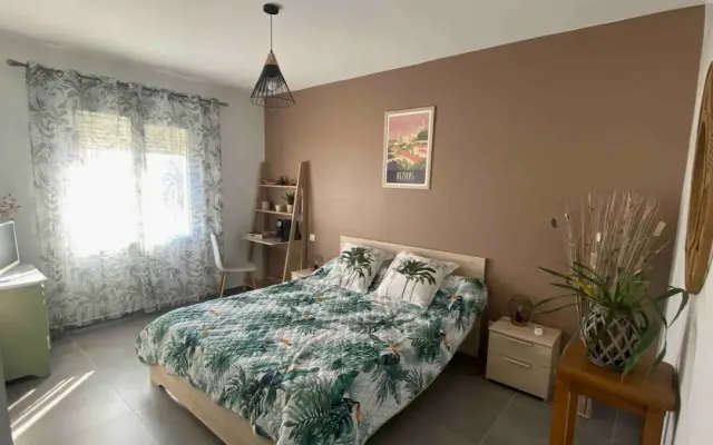 Camera da letto con aria condizionata e bagno privato