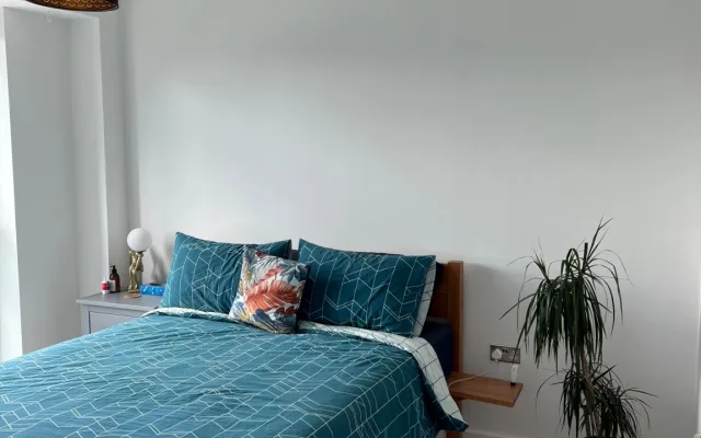 Kingsize-Bett in Canning Town