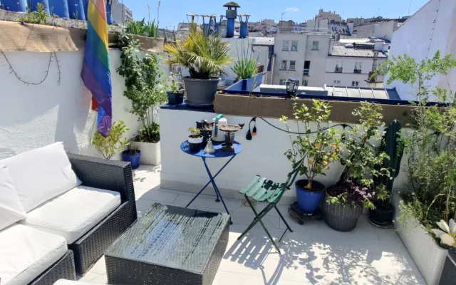 Magnífica terraza dúplex orientada al sur cerca de Montmartre