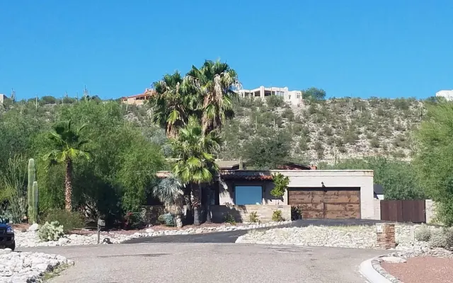 Five Palms at Sabino Canyon