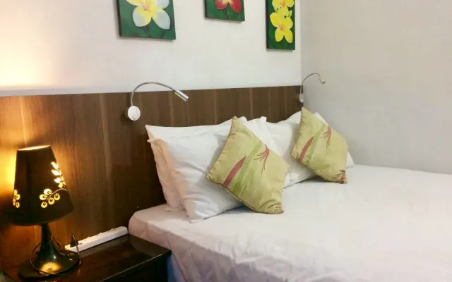 Comfortable And Clean Bedroom