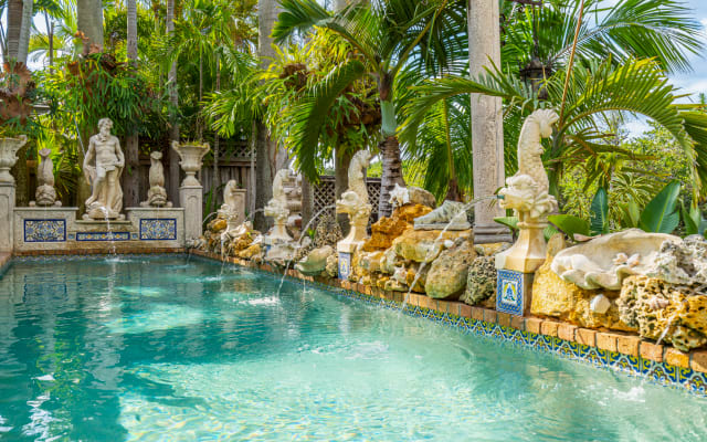 Villa di lusso: Lungomare, Piscina privata, Oasi tropicale