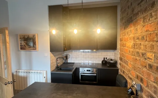 newly refurbished central flat.