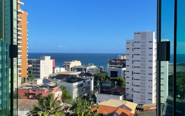 Farol da Barra Apartment