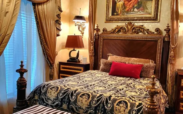 A Little Castle in Wilton Manors