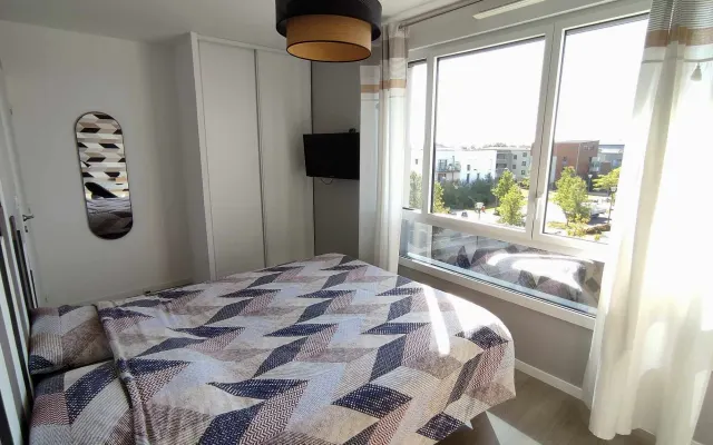 Habitación moderna y luminosa cerca de Rennes