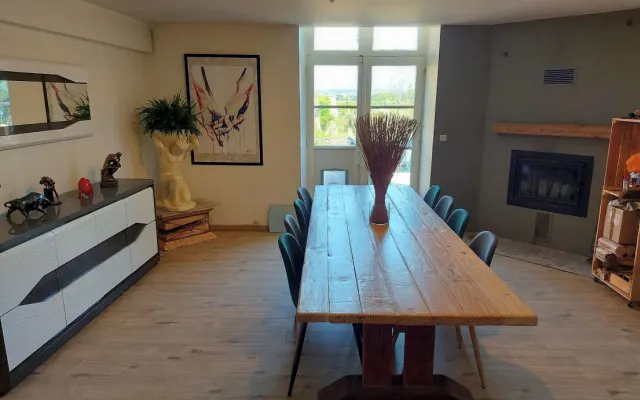 HABITACION EN UNA CASA DE PUEBLO A 5 MINUTOS DE CARCASSONNE