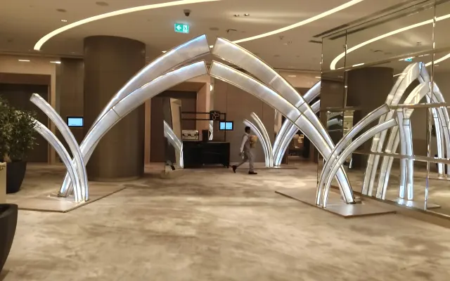 Marina
Burjarab
Taj
Sofitel
Adress