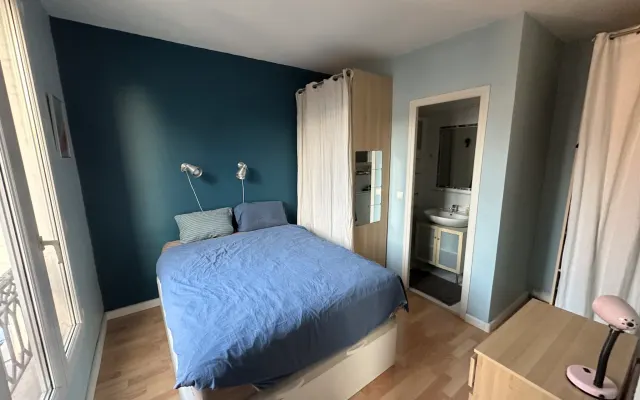 Chambre privée dans un 3 pièces (35 m2) du 10ème arrondissement