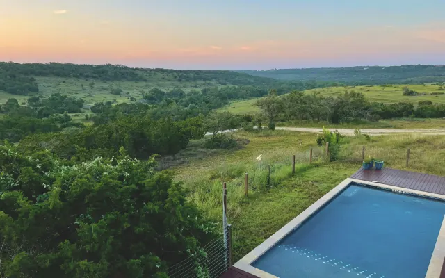 Camp Far Out a relaxing private sustainable ranch with pool & hot tub