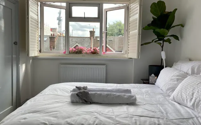 Chambre double à 5 minutes à pied du métro Brixton / Londres