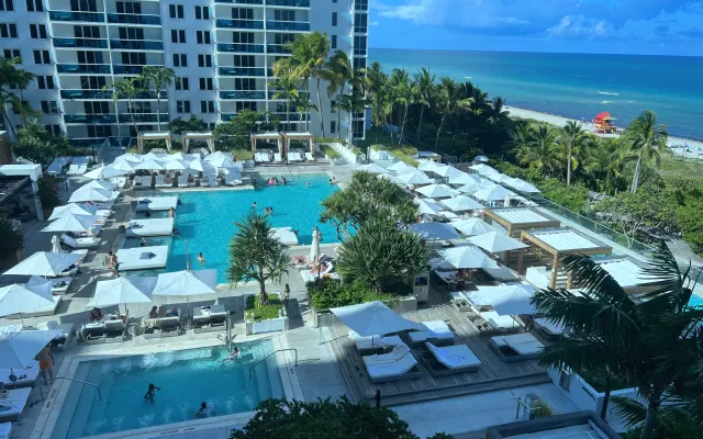 Bellissimo e lussuoso appartamento a Miami Beach Florida ( Roney...
