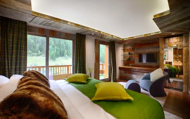 Luxurious Penthouse with private SPA (jacuzzi, sauna, hamman)